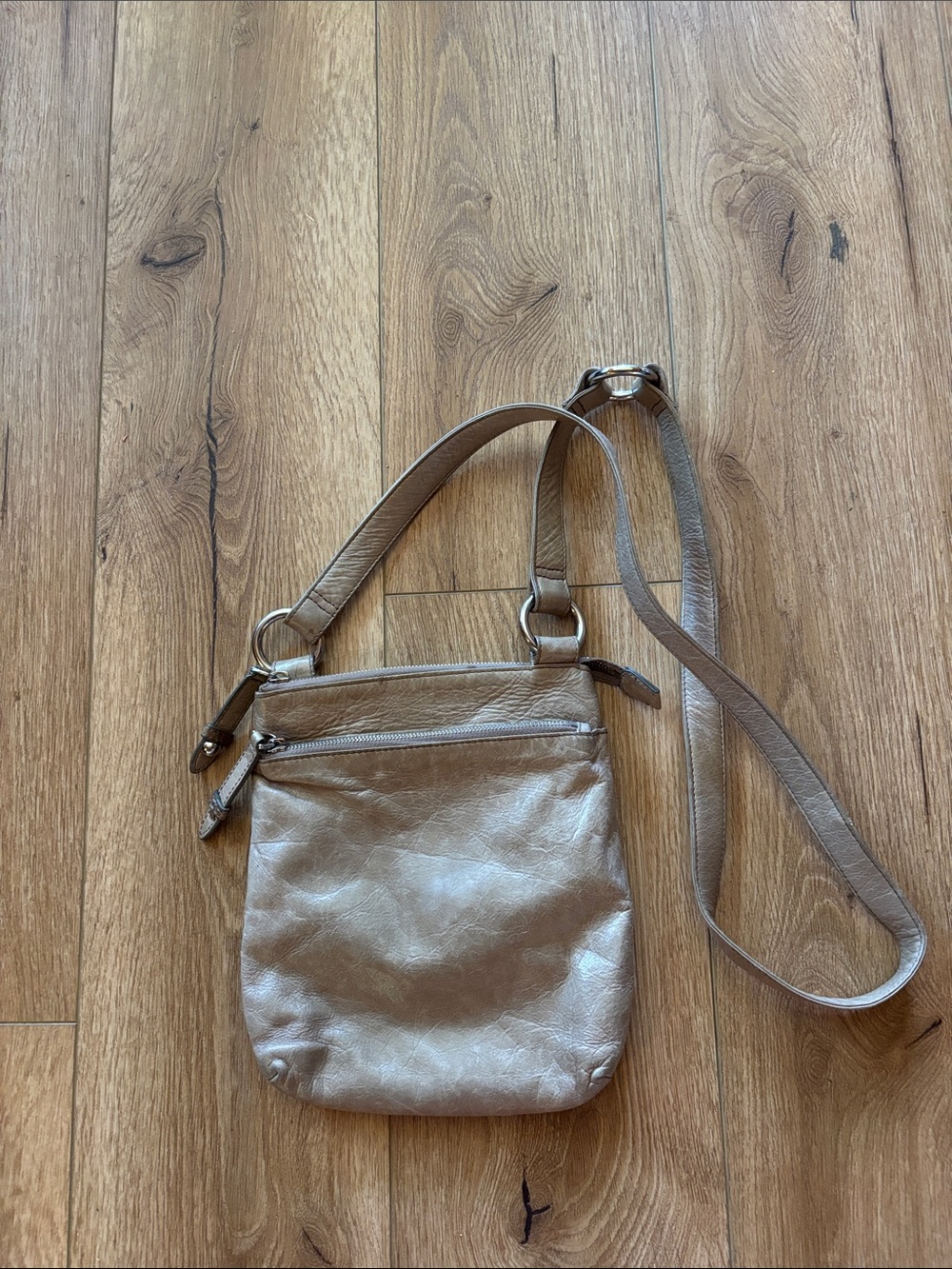 Hobo International Everyday Crossbody Bag in Taupe